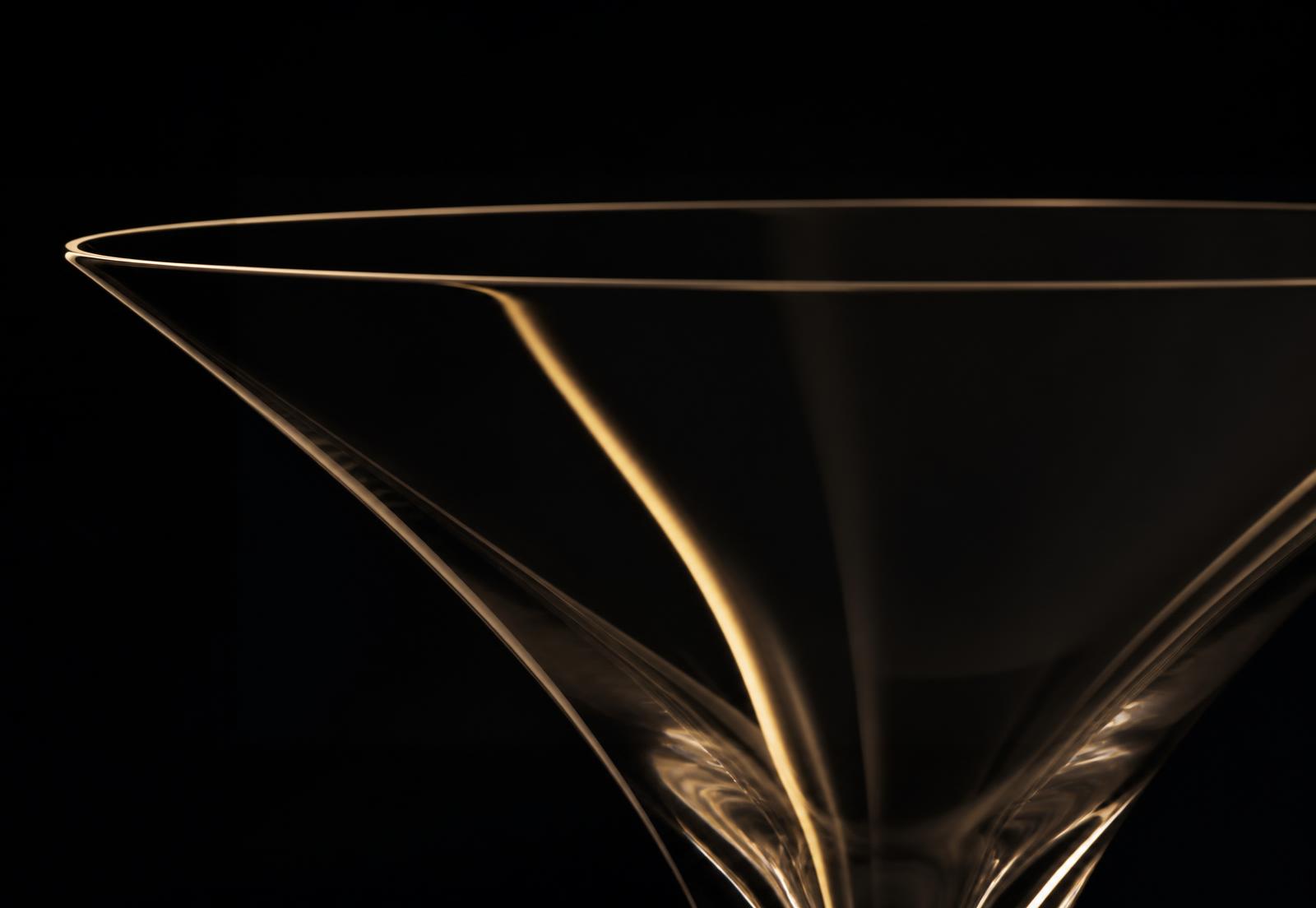 Macro d'une paroi de cristal sans plomb Steinhart en clair-obscur